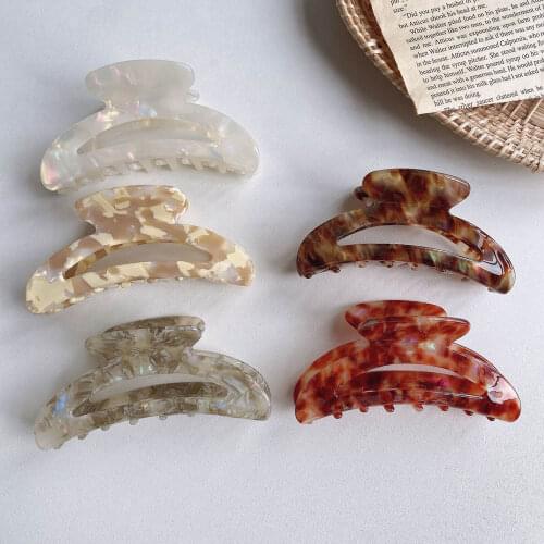 CN Acrylic Marble Textured Hair Claw Clamps Hair Crab Hair Claw Clips Makeup Hair Styling Hairpins for Women Hair Accessories