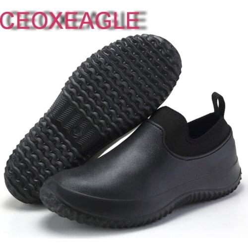 2021New Men Shoes Kitchen Working Sandals Breathable Non-Slip Waterproof Chef Shoes Casual Flat Work Water Shoes Rain Boots