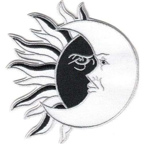 Punk style Originality Black and White Sun and Moon Embroidered Patches Appliques Iron On Badges for Clothing Bags Shoes Decor