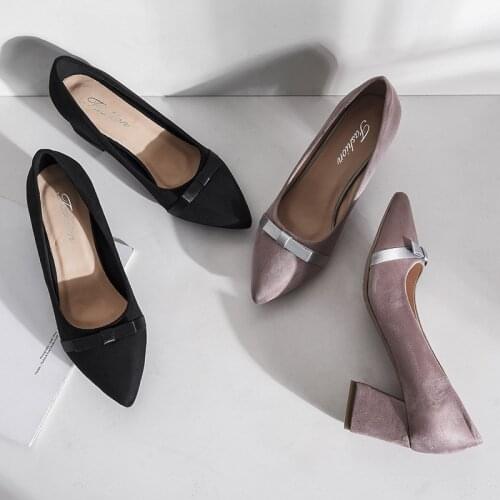2020 Women Fashion New High Heels Black and White Pumps Shoes Medium High Soft Leather Pointed Toe Office Shoes Pumps U22-47