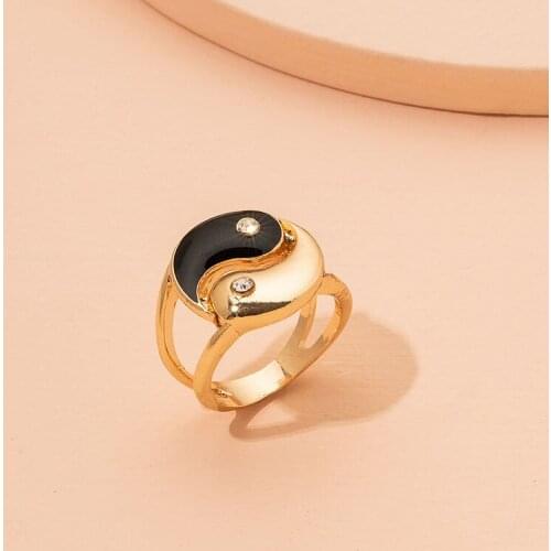 2021 Ins Gold Resin Queen Head Black Heart Star Yin Yang Tai Ji Knuckle Finger Rings Trendy Korean Fashion Women Party Jewelry