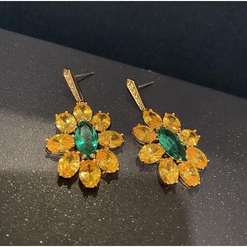 Luxury Famous Brand Fashion Drop Earrings Vintage Jewelry for Woman Party Gift