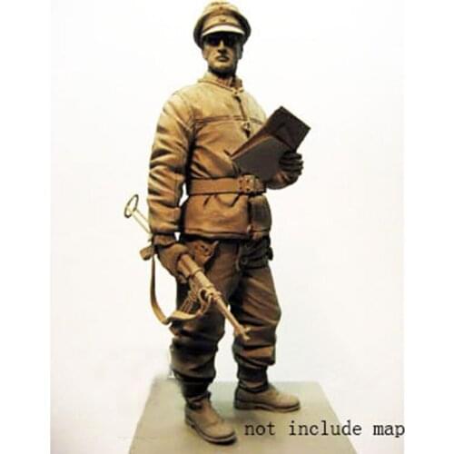1/16 Resin Figure Building Kit Officer (No Base And Map)