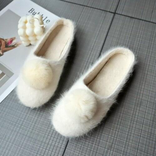 New Fashion Fur Mules Casual Shoes Woman Plus Size Fur Balls Flip Flops Slides Round Toe Low Heels Fur Slippers Outside Mules