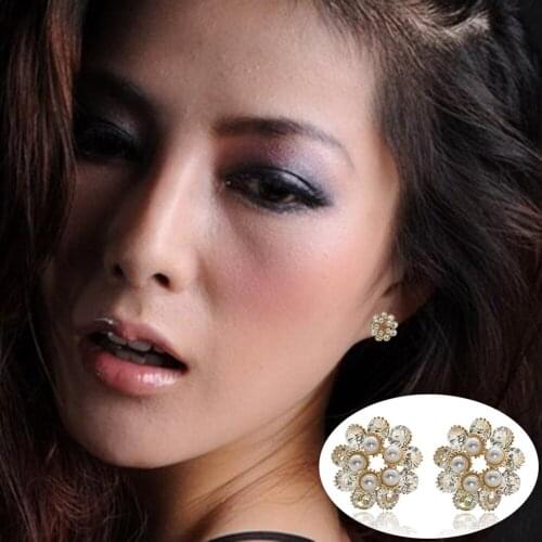 Imitation Pearl Flowers Earrings Modern Fashion Clip On Earrings for Women Non-pierced Ears Dazzling Drop