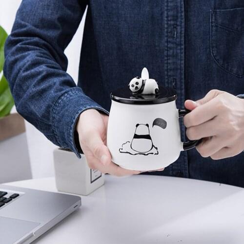 Creative cartoon three-dimensional panda ceramic mugs coffee cup lid with spoon large capacity office and home breakfast cup
