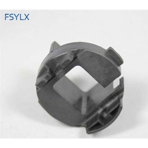 FSYLX Car H7 HID Xenon bulb holder H7 adaptor for KIA CARENS H7 HID Xenon Adapter clip retainer for HYUNDAI ELANTRA Azera MISTRA