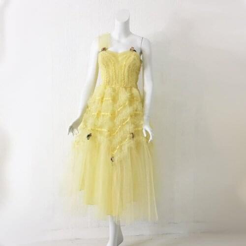 Light Yellow Classic Elegant Female Dress Tulle Ruffles One-Shoulder A-line Dresses Soutache Flower Custom Made