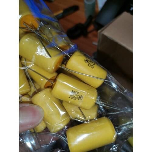 20PCS Home furnishings MKT 685 250V 5% 6.8uF Inductive Audio Capacitor Axial Center Capacitor 29*17