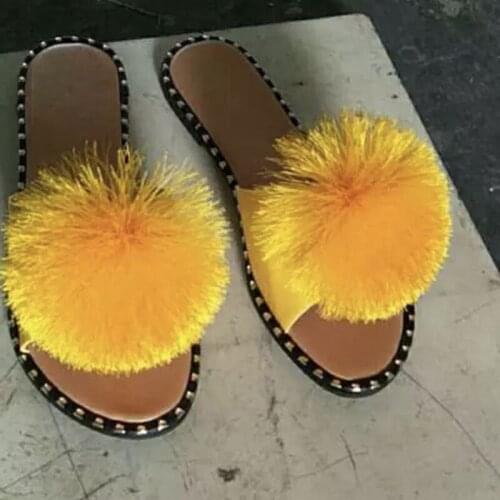 AKEXIYA 2021 Summer New Women Flat Sandals Open Toe Slippers Outdoor Beach Shoes Cute Hair Ball Fashion Plus Size 43