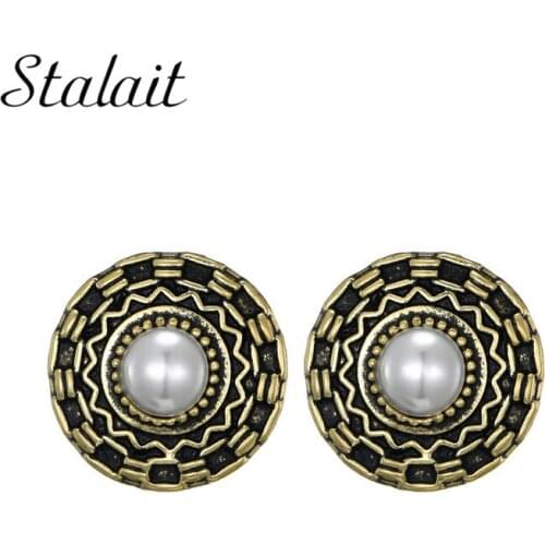 Romantic Round Peral Stud Earrings Gothic Retro Baroque Gold Vintage Korean Designer Simple Golden Earring For Women