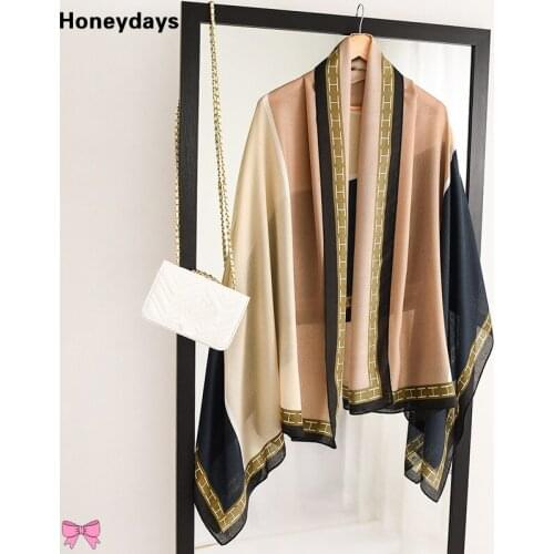 Luxury Brand Cotton and Linen Carriage Chain Long Shawl Travel All-match Temperament Decoration Scarfs Womens Warm Neckerchief