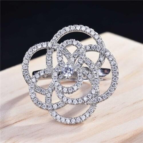 Luxury Crystal Rose Flower Ring For Lady Jewelry With Sparkling Stone Trendy Girl Engagement Ring Silver Plated Finger Bijou