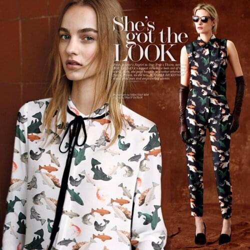 PRINTED SILK CREPE DE CHINE 135cm width 12momme 100% Pure Mulberry Silk Fabric Women Dress swimming fish printing for dress