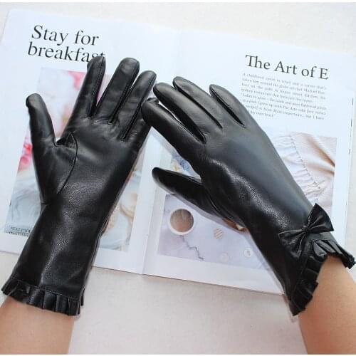 New Leather Gloves Womens Thin Section Winter Velvet Lining Thickened Warmth Outdoor Motorcycle Riding Black Fashion Gloves