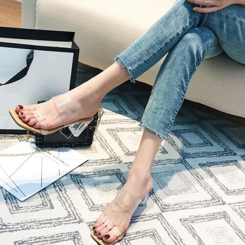 Hot Sale Transparent Fashion Open Toe Slippers Crystal Heels 2021 New Comfort Abrasion Woman Sandals Summer Style Shoes Casual