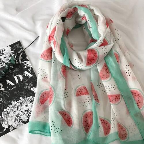 2018 new Muslim hijab women scarf/scarves wraps fashion foulard viscose watermelon fruit print bandana free shipping 10pcs/lot