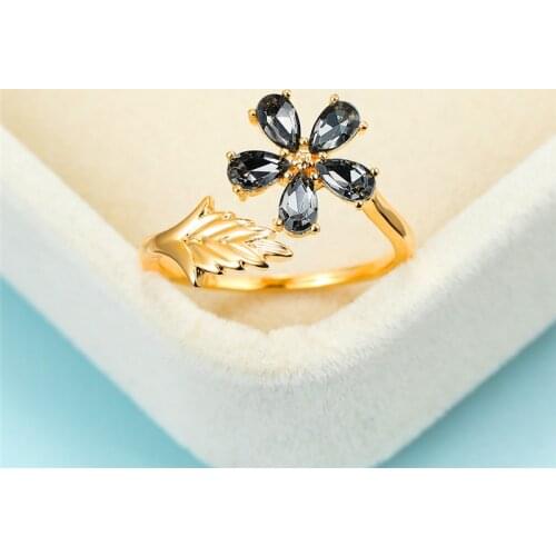 Simple Female Gray Crystal Stone Ring Trenty Gold Color Thin Wedding Ring Vintage Flower Adjustable Engagement Rings For Women