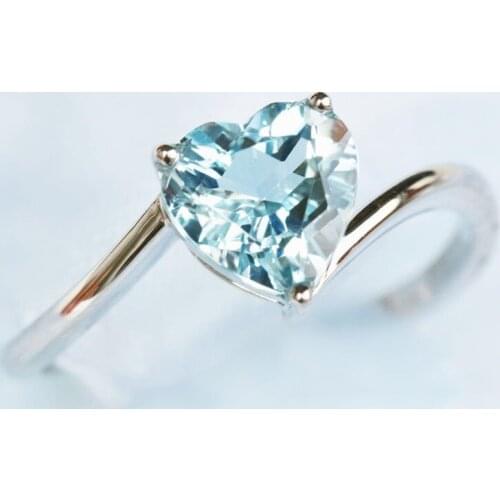 Exquisite Silver Plated Women Ring Heart Cut Sea Blue Zircon Ring Cocktail Party Crystal Ring Wedding Band Women Jewelry Gifts