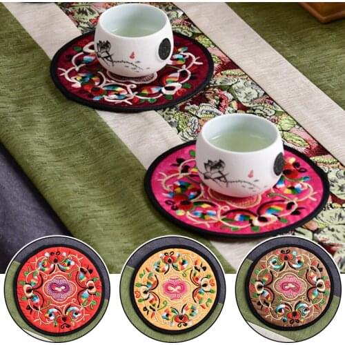 1Pcs Round Embroidered Cloth Dining Table Placemat Coaster Chinese Vintage Floral Design Kitchen Accessories Drink Cup Mats Pads