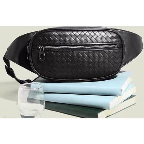 Brand Bag Designer Mens Leather Waist Bag Chest Bag 2020 New Mobile Outdoor Phone Wallet Storage Bag Woven Shoulder Bag Black