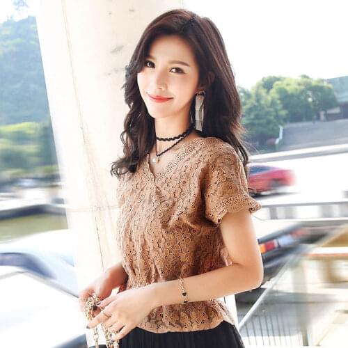 New Spring Hollow Out Lace Women Blouses Korean Women Clothing butterfiy Sleeves V-Neck Loose Female White Tops femme DD2312