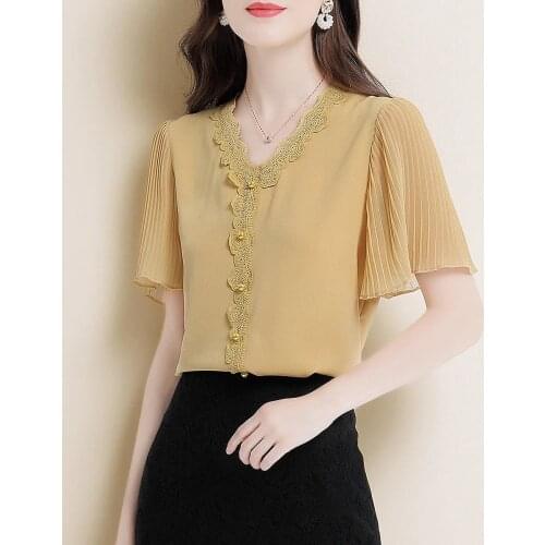 Short-sleeved T-shirt new summer 2021 femininity lace small shirt silk V-neck blouse women blouses long sleeve floral print