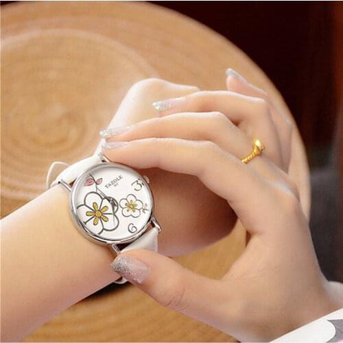 YAZOLE Elegant Flowers Wrist Watch Fashion Crystal Watch Women Leather Watches Luxury Ladies Watch montre femme relogio feminino