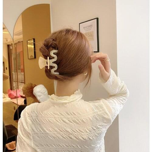 1Pc Korean Solid Hair Claws Elegant Clear Acrylic Hair Clips Hairpins Barrette Headwear for Women Girls Hair Accessories Gifts