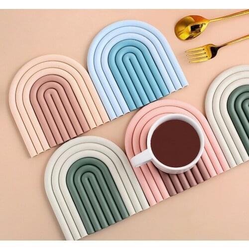 Rainbow Silicone Pad Heat Insulation Pad TPR Soft Rubber Antiskid Food Mat Split Anti Scalding Pan Pad Creative For Home Kitchen