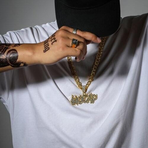 Fashion Flame letter “No Cap” Necklace Fashion Crystal Charm Cuban Chain Necklace For Man Women Cool Rock Motorcycle Accessories