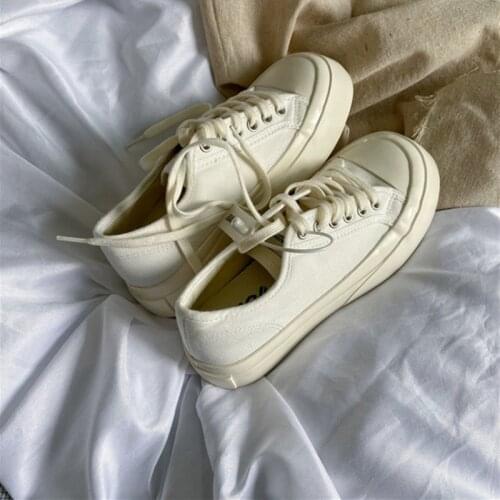 2021 New Cute Japanese Canvas Shoes Thick-soled Wild Big-toed Shoes Spring And Summer Low-top Trend Round Toe Small White Shoes
