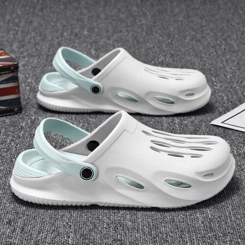 2021 New Men Sandals Non-slip Summer Flip Flops High Quality Outdoor Beach Slippers Casual Shoes Cheap Mens shoes Water Shoes