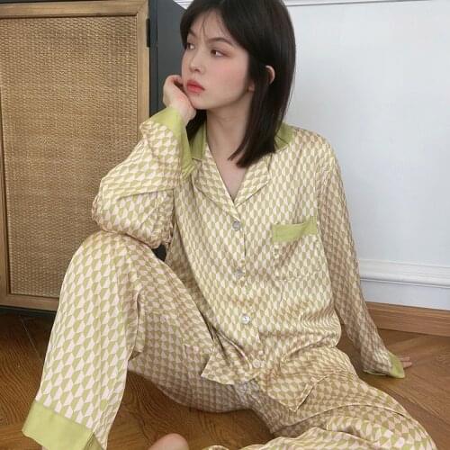 Silk Pajamas Set Womens V-Neck Pajamas Silk Sleepwear Home Clothes Nightwear Green Geometeric Pajamas Suit