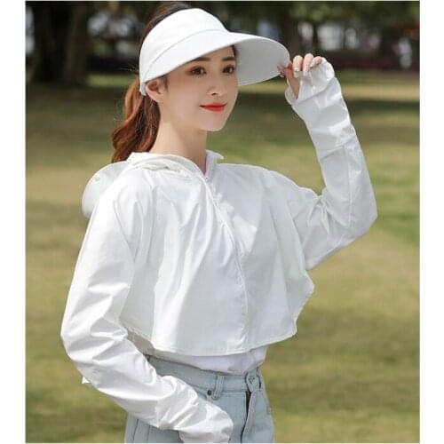 In the summer, womens arm sleeves of car drivers are protected from sun. Silk covered arms protect for Volkswagen car