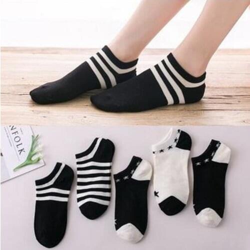 Women Socks Breathable Sports socks Solid Color Boat socks Comfortable Cotton Ankle Socks White Black