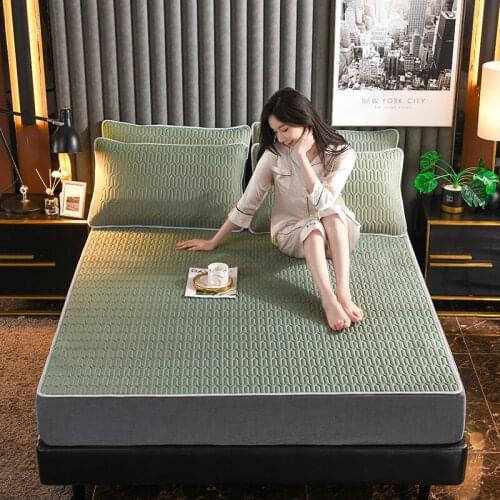 Latex Bed Sheet Set Solid Color Foldable Cooling Summer Sleeping Mat Queen Size Mattress Protector Sheet Cool Bed Cover