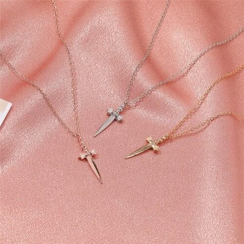 Fashion Vintage Sword Pendant Necklace For Women Men Retro Hip Hop Excalibur Blade Slay Charms Choker Jewelry Party Gifts