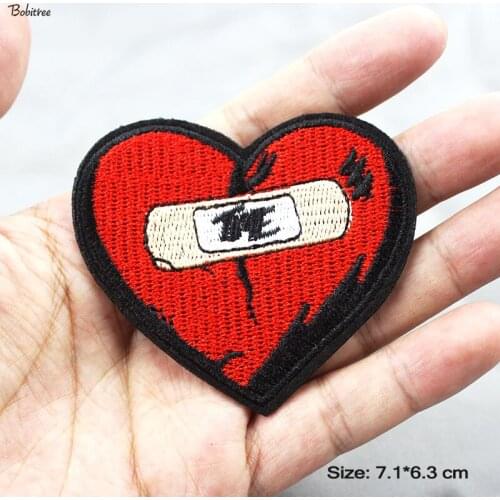 Red Heart Embroidered Patches Iron on Transfer Badge Stickers Appliques Stripes for Clothes Backpack Decoration