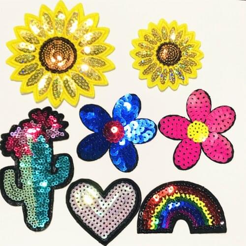 1Pcs Iron On Patches For Clothing Sequins Flowers Sunflower Sequined Fabric Sequins T shirt Women Patch Clothes Stickers Badge