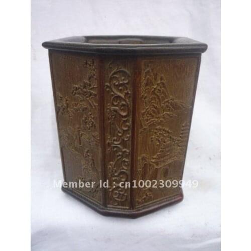 Rare Qing Dynasty(Qianlong:1736-1795)wooden brush pot,with carving