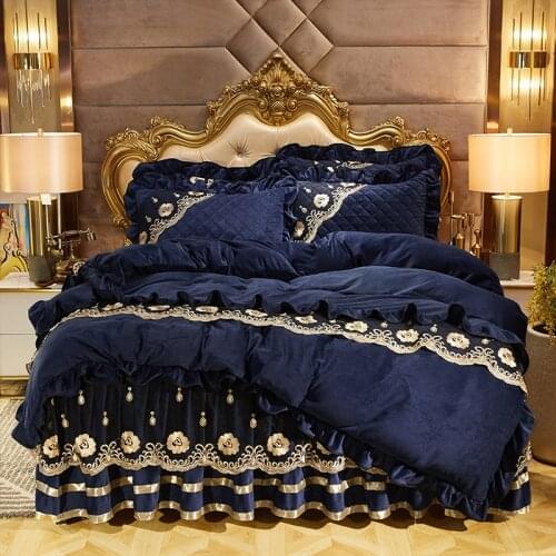 New Blue Crystal Velvet 4Pcs Bedding Set Thick Lace Bed Skirt Flannel Winter Warm Plush Coral Fleece Duvet Cover Set Pillowcases