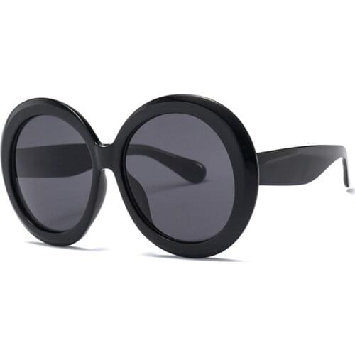 Fashion Round Oversized Sunglasses Women Vintage Brand Designer Big Frames Gradient Black Gray Shades Men Eyewear UV400 Gift