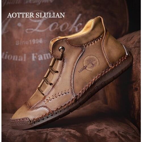 Men Casual Leather Shoes Retro Sneakers Driving Flat Shoes Comfortable Men Loafers Tooling Shoe Large Size Luxury Flat Moccasins