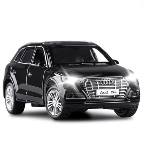1: 32 Audi Q5l Six Door Alloy Car Model Acousto Optic Steering Shock Absorber Car Model Decoration Boy Toy Car Black