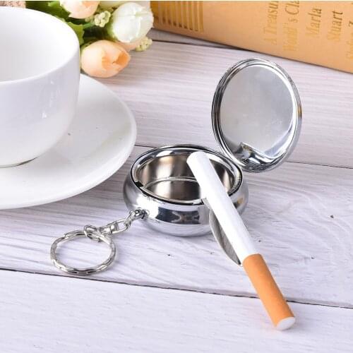 1PCS New Creative Fashion Round Portable Ashtrays Stainless Steel Pocket Ashtray Cigarette Keychain Random