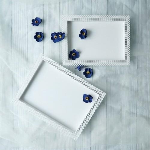 Nordic Lace Hollow Metal Storage Tray Minimalist Chic Ins Fruit Cake Dessert Plate White Jewelry Display Tray Home Desk Decor
