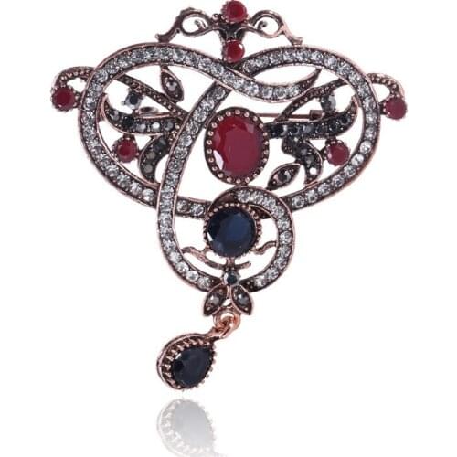 Vintage palace style Brooch fashion personality versatile Rhinestone Brooch suit coat sweater pin accessories in stock