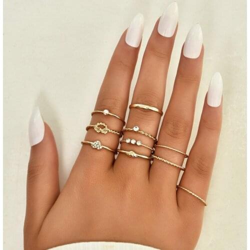 Fashion Crystal Heart Thin Rings for Women Minimalist Geometric Gold Finger Rings Set Party Jewelry Gifts