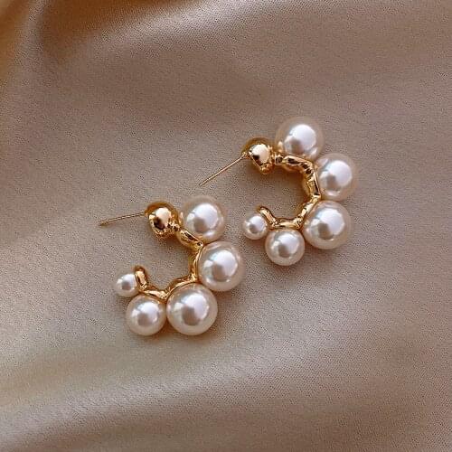 New Gold Color Elegant Circle Pearl Earrings For Women Korean Geometric Hoop Earrings Fashion Party Jewelry